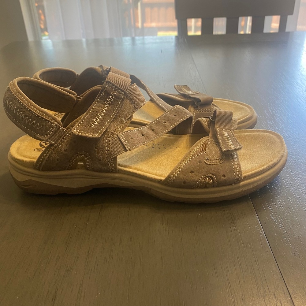 Earth Spirit Gelron Cushion Brown Suede Strappy Comfort Sandals Womens 11